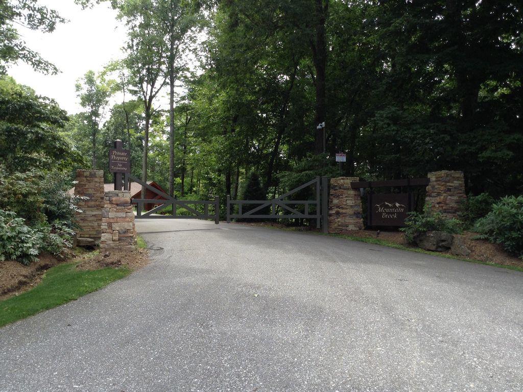 Heavens Gate Mountain View Vacation Rental Spruce Pine, NC